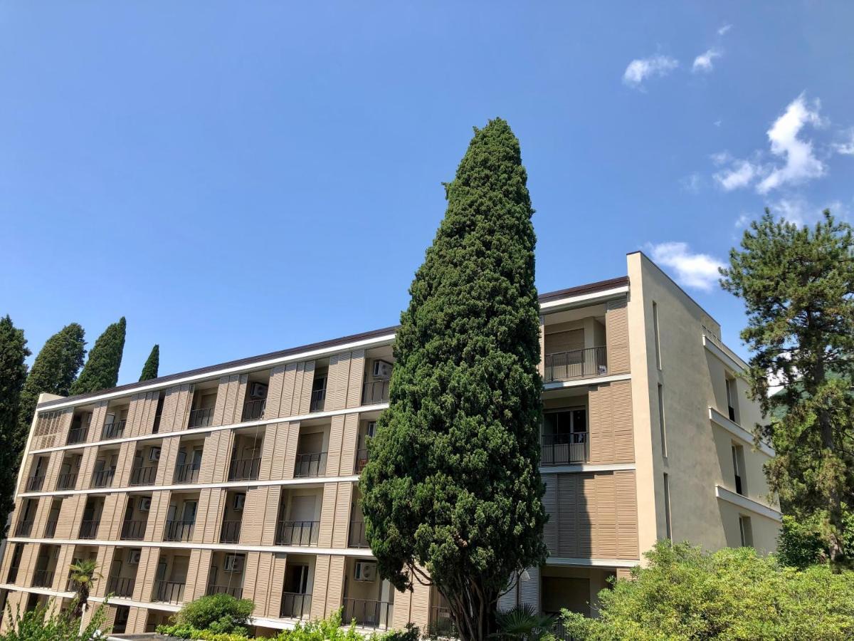 Residence Villa Alba Gardone Riviera Luaran gambar
